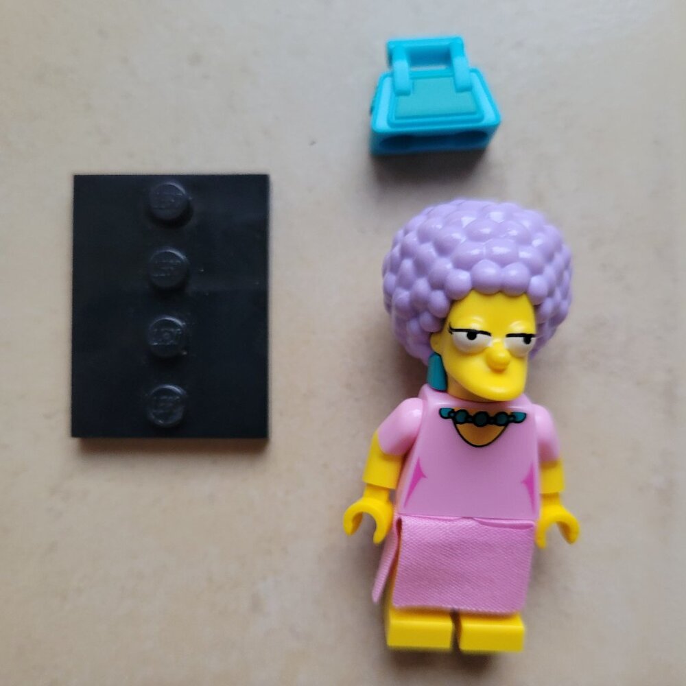 THE SIMPSONS LEGO MINI FIGURE PATTY BOUVIER